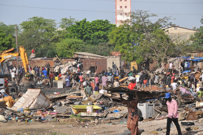 Cité Imbécile : Plus De 3000 Personnes Délogées - SUNUKER
